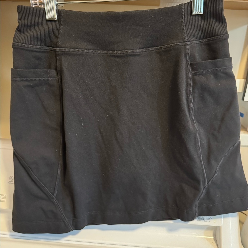 Athleta Women's Excursion Skort Skirt Black Large pockets 153396 Size XS - Picture 3 of 11